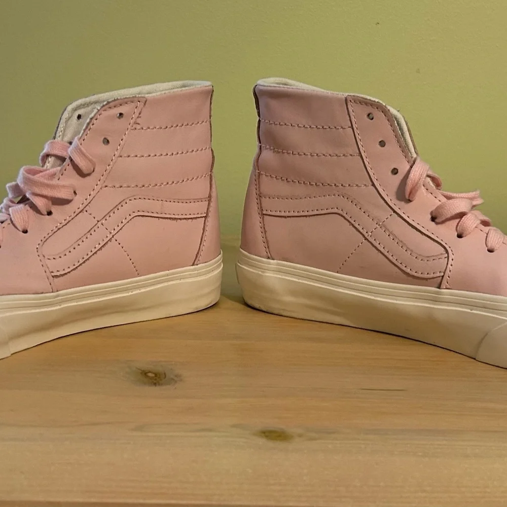 VANS LEATHER HI-TOPS - Picture 5 of 8